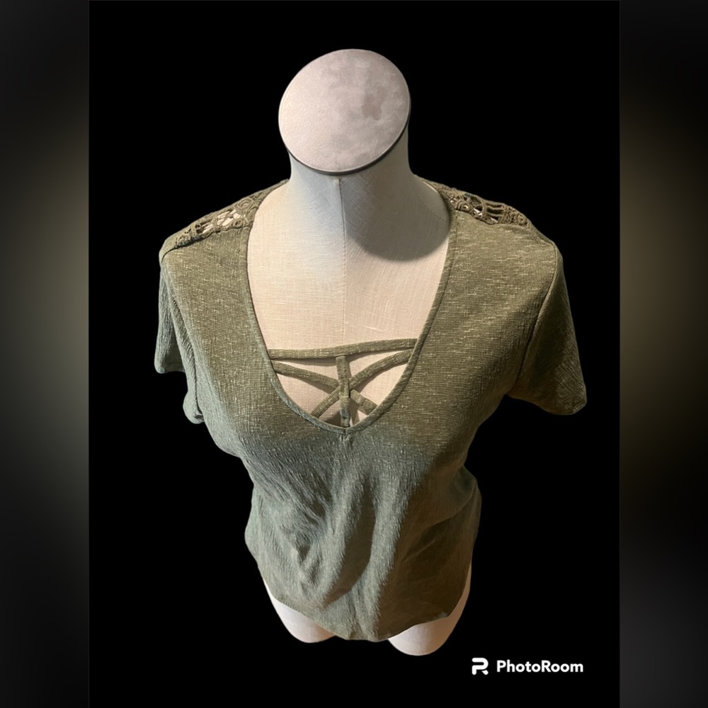 ❄️Women’s green Self ❤️ Esteem ‎ top size L